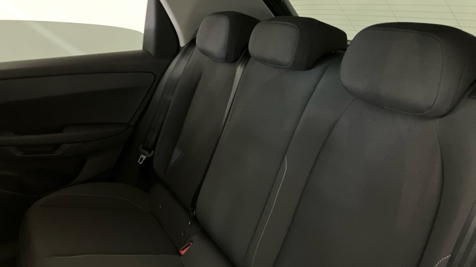 Volkswagen ID.Polo 155kW Life Launch Edition 52kWh 5dr Auto Electric Hatchback - Image 16